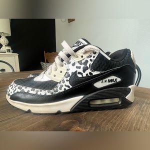 RARE and discontinued Nike Air Max 90 PRM PYTHON/black size 7